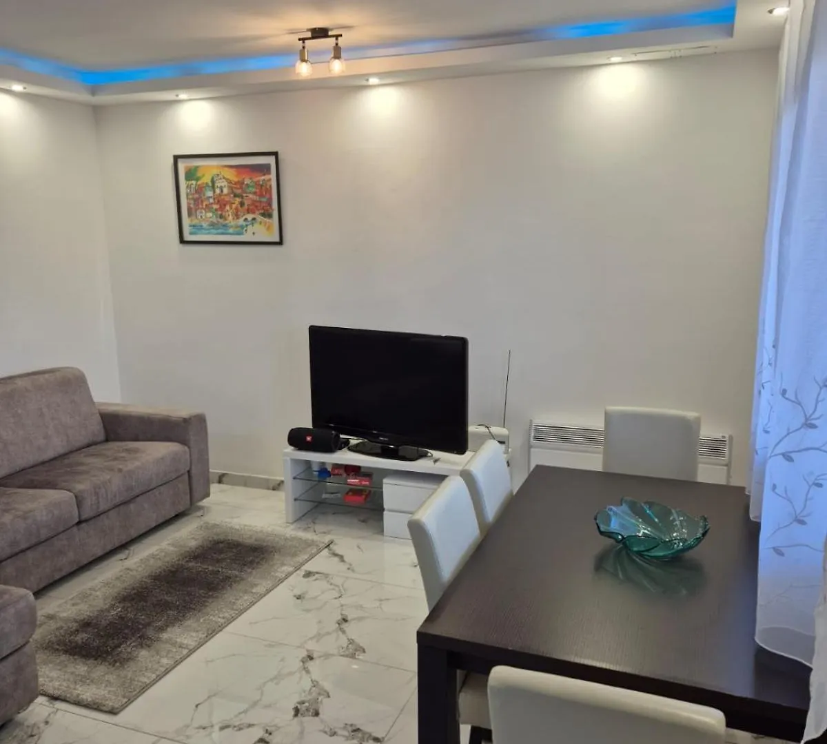Pag Apartment Паг